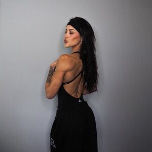 Meet your Posher, Yuendie